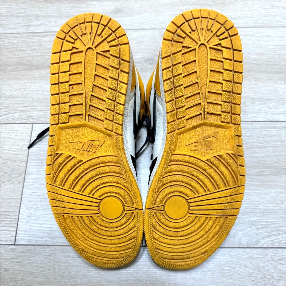 Jordan 1 High “Taxi” – US10 – Pre‑Owned, No Box – Great Condition ✅ - Picture 4 of 5